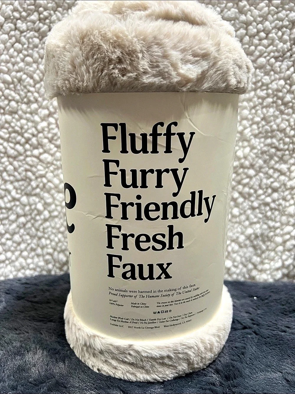 UnHide Lil' Marsh Faux Fur Blanket Throw. NWT